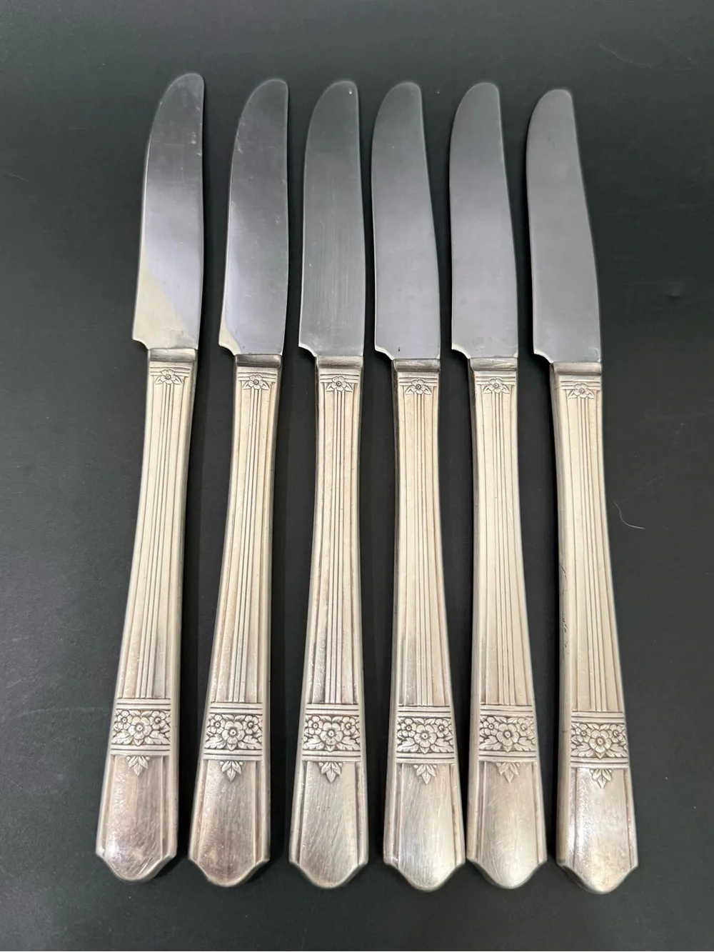 Vintage ONEIDA Simeon & George Rogers Co. Silver Rose Silver-plate Dinner Knives